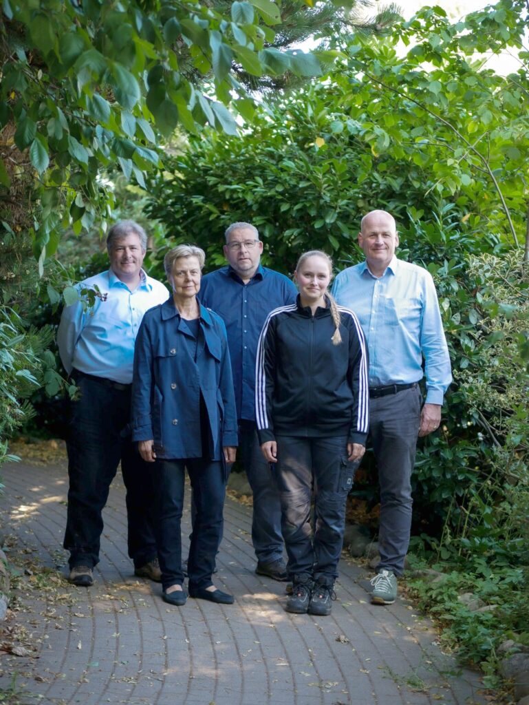 Der Vorstand des Tierschutzvereins Lübeck (von links): Jan-Martin Wagener, Susanne Tolkmitt, Kay Bröder, Pia Balda, Cay Cruse